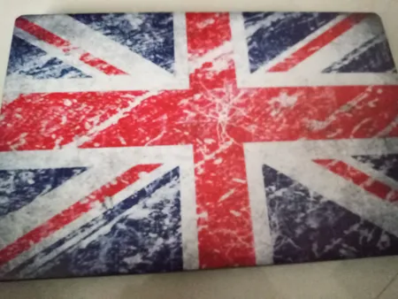 استیکر لپ تاپ توییجین و موییجین کد 01 مناسب برای لپ تاپ 15.6 اینچ به همراه برچسب حروف فارسی کیبورد