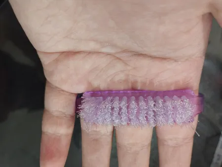 برس ناخن مدل TR