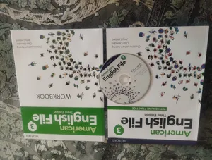 تجریه خرید کتاب American English File 3rd 3 اثر جمعی از نویسندگان انتشارات هدف نوین