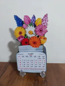 تجریه خرید تقویم رومیزی سال 1404 باروچین مدل گلدان گل