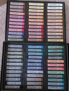 تجریه خرید پاستل گچی 72 رنگ گالری مدل تولیپ MVP72