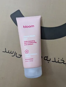 تجریه خرید ژل شستشو صورت بلوم مدل شکوفه گیلاس مناسب پوست معمولی حجم 200 میلی لیتر