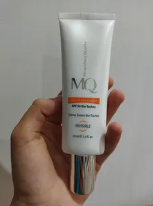 تجریه خرید کرم ضدآفتاب بی‌رنگ ام کیو SPF50 مدل BIO TACHES مناسب انواع پوست، حجم 55 میلی‌لیتر