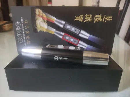 چراغ قوه دستی مدل یووی