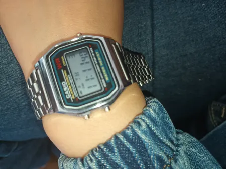 ساعت مچی دیجیتال مردانه والار مدل A159WA - WG 0247 / NO