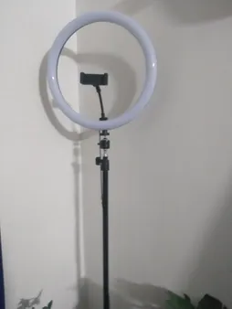 رینگ لایت مدل MJ33-RGB