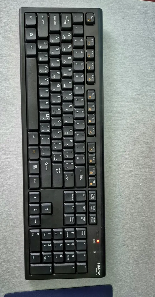 کیبورد و ماوس بی سیم هترون مدل HKCW130، سوییچ ممبران، Full-Size