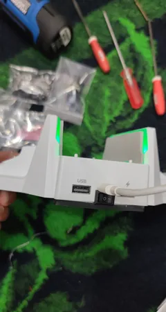 پایه شارژر دسته بازی دابی مدل Dobe TYX-0663 مناسب برای XBOX Sereis S به همراه باطری