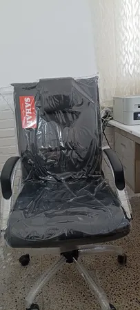 صندلی اداری مدل اجلاس