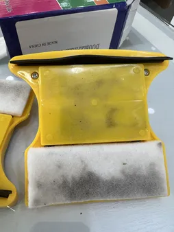 شیشه پاک کن مغناطیسی کد DH170