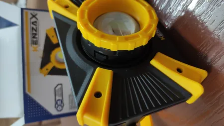 چراغ شارژی کنزاکس مدل KPL-1100