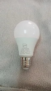 تجریه خرید لامپ LED بروکس 10 وات مدل A60 پایه E27 بسته 10 عددی