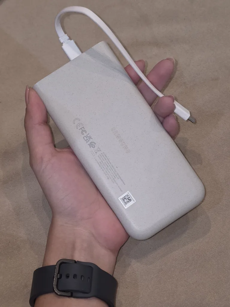 پاوربانک 25 وات سامسونگ مدل EB-P3400 ظرفیت 10000 میلی آمپر ساعت