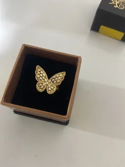 انگشتر طلا 18 عیار زنانه طلای مستجابی مدل پروانه سایز 56