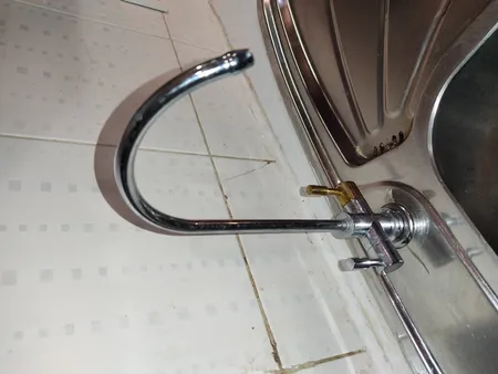دستگاه تصفیه آب اس اس وی مدل StarLine 2W X1000 به همراه شیر تصفیه آب و فیلتر تصفیه آب بسته 3 عددی
