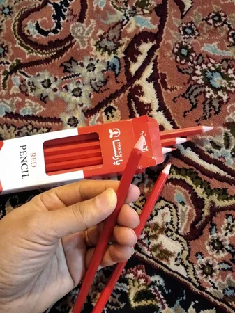 مداد مشکی پارسا کد 12 بسته 12 عددی