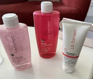 تجریه خرید محلول پاک‌کننده آرایش و صورت لافارر مدل 01 مناسب پوست‌های چرب و معمولی حجم 250 میلی‌لیتر