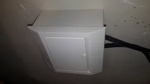 تجریه خرید جعبه فیوز 5 عددی اخگر الکتریک کد F-105