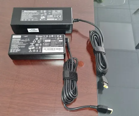شارژر لپ تاپ ۲۰ ولت ۶.۷ آمپر  لنوو مدل ADL135NLC3A