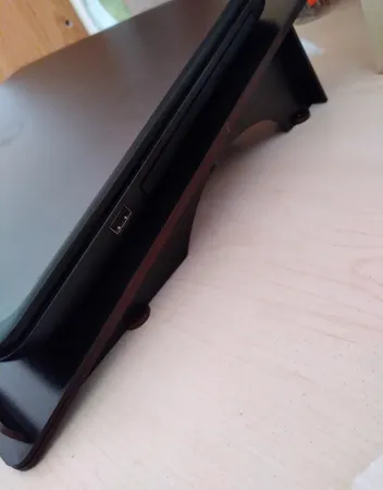 پایه نگهدارنده لپ تاپ آرسی مدل لانه زنبوری