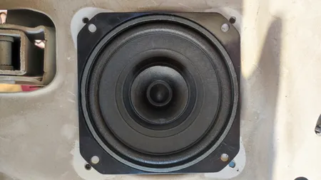 بلندگو عقب و جلو خودرو چیکال مدل V-111 مناسب برای تیبا