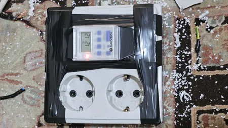 تایمر برق دیجیتال سون مدل STW16A