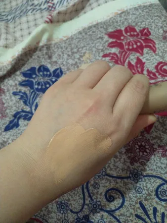 کرم پودر گلدن رز مدل SATIN شماره 21 حجم 34 میلی لیتر