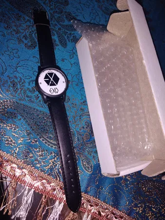 ساعت مچی عقربه ای ناکسیگو طرح EXO کد LF4189