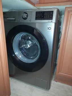 ماشین لباسشویی 8 کیلوگرم اتوماتیک ال جی مدل F4R3TYG6P