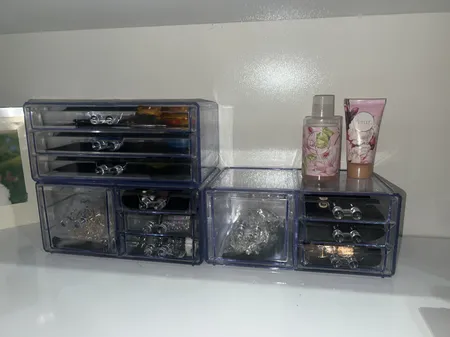 استند لوازم آرایشی مدل LTMB004w