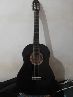 گیتار مدل Rodrigers Ak80 کد 1001