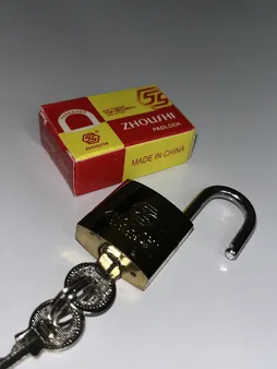 قفل آویز مدل  TRI-CIRCLE-25