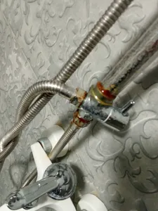 تجریه خرید علم دوش حمام ققنوس مدل یونیورست Matrix