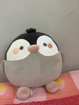 عروسک طرح پنگوئن بالشتی مدل تپل ارتفاع 40 سانتی‌متر