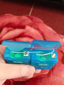 تجریه خرید نخ دندان اورال-بی مدل Satin