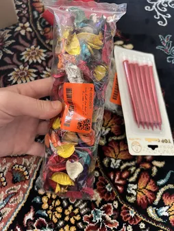 گل خشک مدل گلبرگ بسته 230 عددی