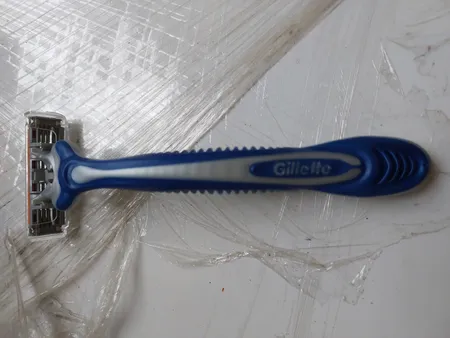 خود تراش ‏ژیلت مدل Blue 3 بسته 3 عددی