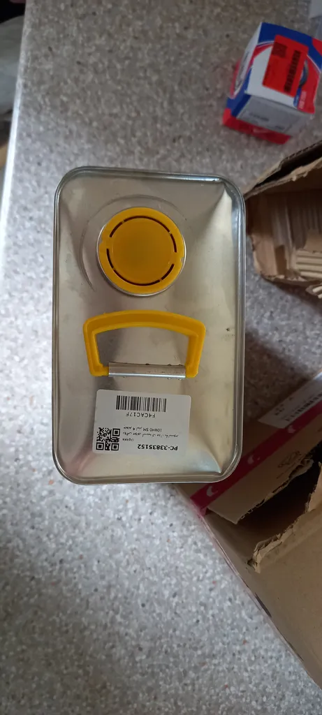 روغن موتور اسپیدی مدل پلاتینیوم 10W40 SM حجم 4 لیتر