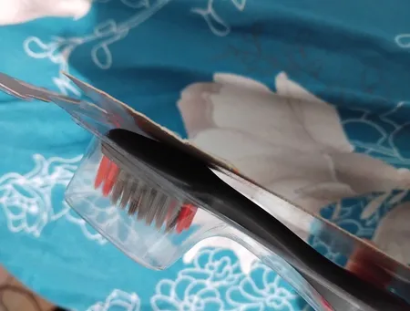 مسواک دن تک مدل Easy Clean با برس خیلی نرم مجموعه 2 عددی