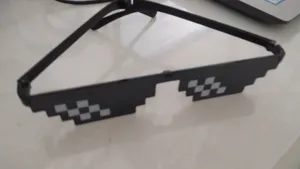 تجریه خرید عینک تزئینی کد 7