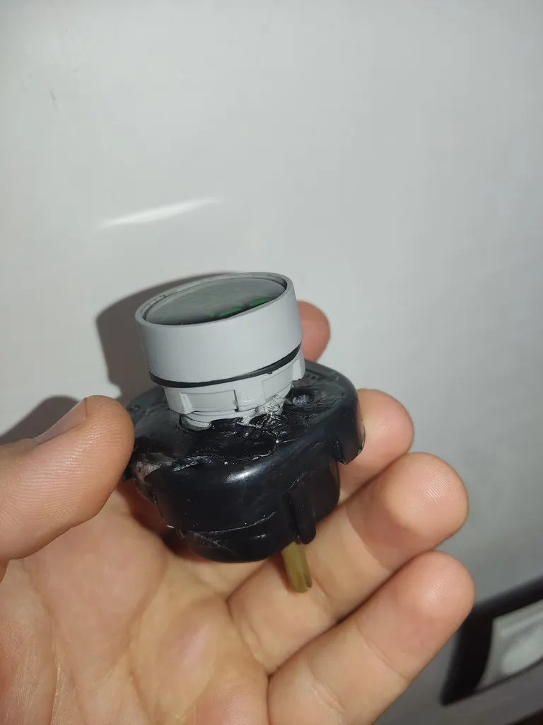 ولت متر مدل ای دی ۱۰۱ وی ام