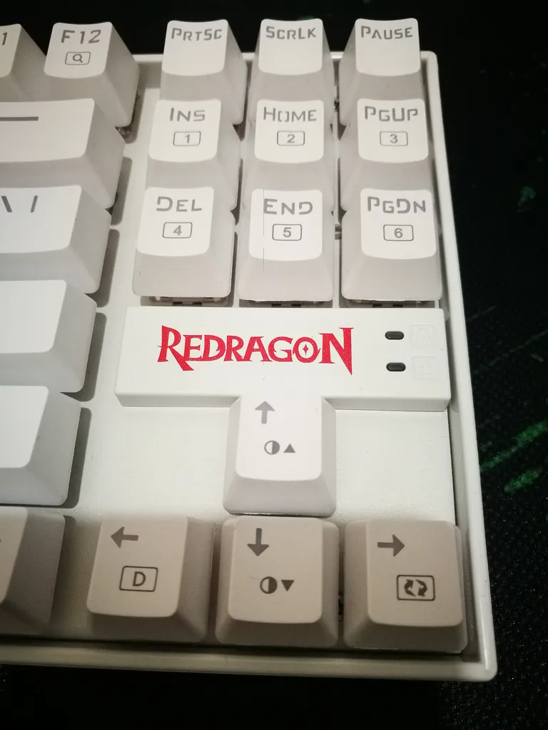 کیبورد گیمینگ ردراگون مدل K552 Kumara، سوییچ مکانیکال قرمز، Tenkeyless، نورپردازی RGB، قابلیت Anti-Ghosting