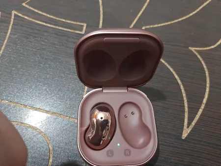 هدفون بلوتوثی سامسونگ مدل Galaxy Buds Live