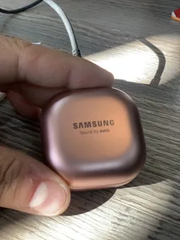 هدفون بلوتوثی سامسونگ مدل Galaxy Buds Live