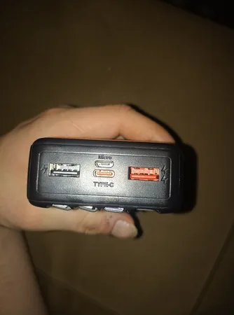 پاوربانک 22.5 وات مدل WICC00-20000mah ظرفیت 20000 میلی آمپر ساعت