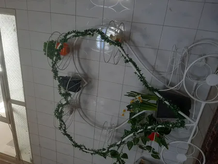 گل مصنوعی مدل ریسه برگ کد 398 طول 7/5 متر