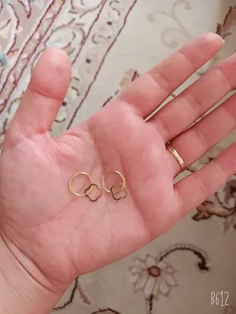 گوشواره طلا 18 عیار زنانه کاپانی مدل حلقه ای با آویز کد KE016