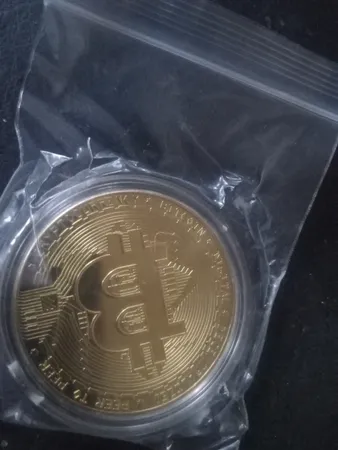 دکوری مدل نماد بیت کوین BTC