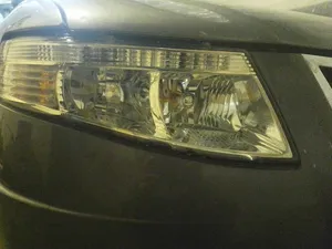 تجریه خرید چراغ جلو راست گروه پژوهش صنعت مدرن مدل فابریک مناسب برای سمند سورن