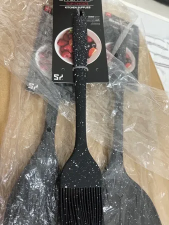 سرویس کفگیر و ملاقه 10پارچه شنگیا مدل سیلیکونی کد NEW 10-1